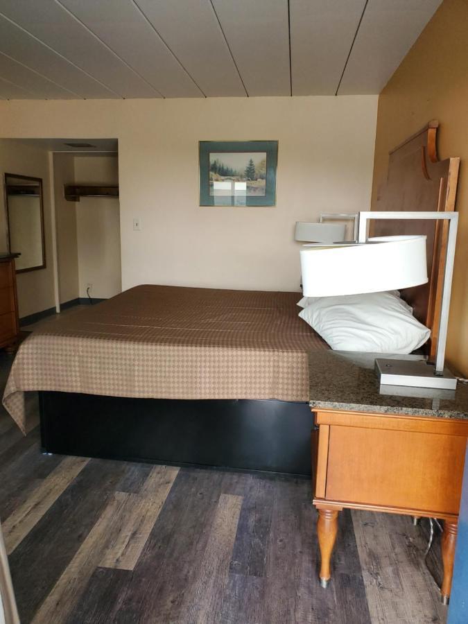 Budget Inn Of Бей-Сити Экстерьер фото