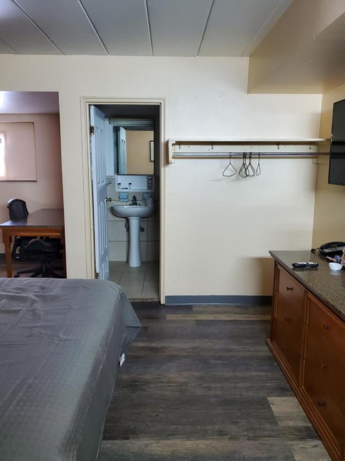 Budget Inn Of Бей-Сити Экстерьер фото